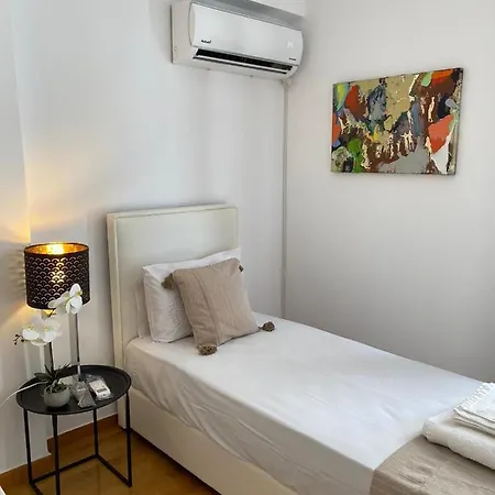 Apartment 2 Bd Aprt 7'min Away From Acropolis *