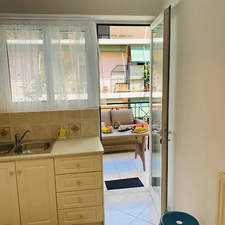 2 Bd Aprt 7'min Away From Acropolis Apartment Athens