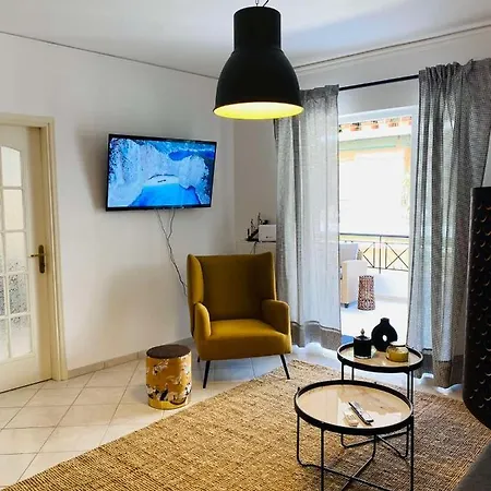 Apartment 2 Bd Aprt 7'min Away From Acropolis Athens